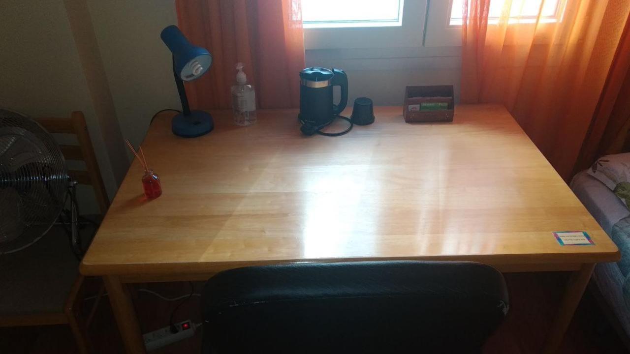 4 Estaciones Bnb Seville Luaran gambar