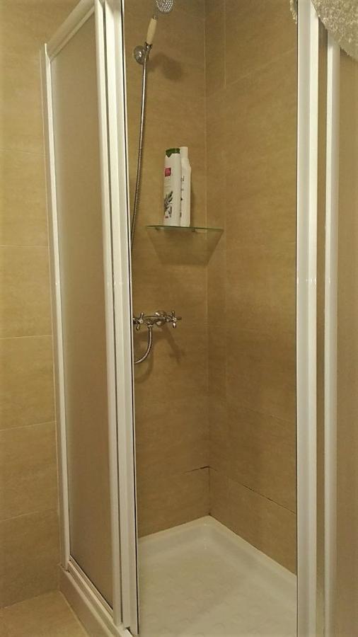 4 Estaciones Bnb Seville Luaran gambar